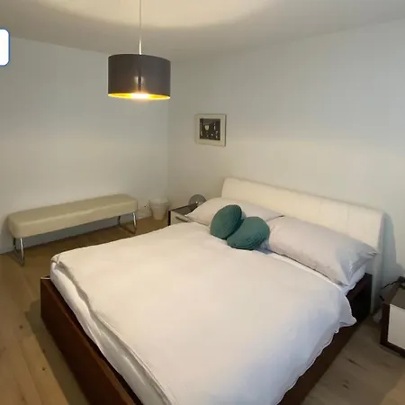 H3 With 3,5 Rooms, 2 Bedroom Livingroom And Big Kitchen, Modern And Apartamento