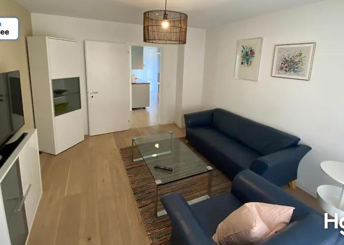 H3 With 3,5 Rooms, 2 Bedroom Livingroom And Big Kitchen, Modern And Zürih