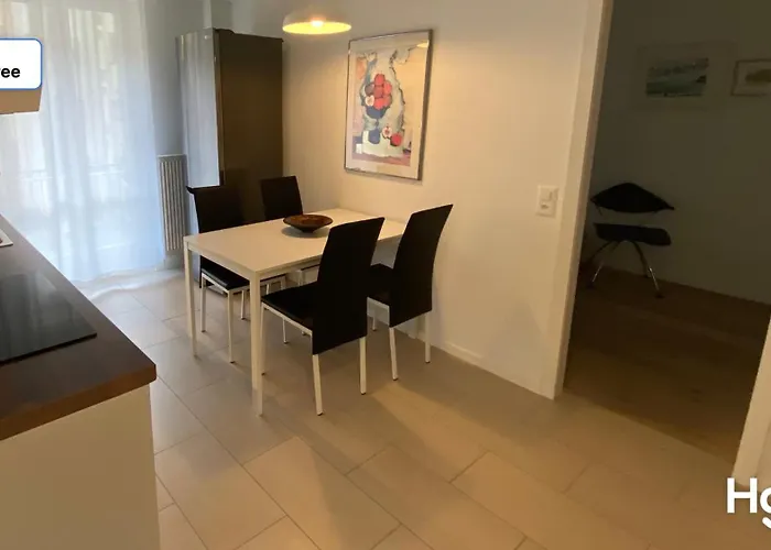 H3 With 3,5 Rooms, 2 Bedroom Livingroom And Big Kitchen, Modern And Lägenhet