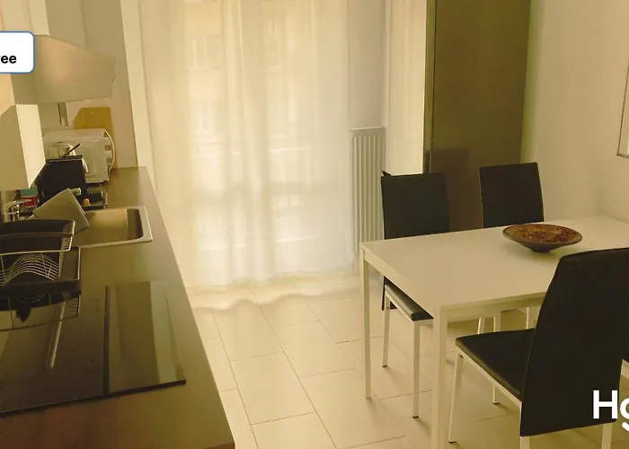 H3 With 3,5 Rooms, 2 Bedroom Livingroom And Big Kitchen, Modern And *