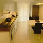 H3 With 3,5 Rooms, 2 Bedroom Livingroom And Big Kitchen, Modern And Apartamento