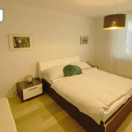 H3 With 3,5 Rooms, 2 Bedroom Livingroom And Big Kitchen, Modern And