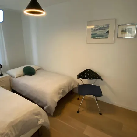 H3 With 3,5 Rooms, 2 Bedroom Livingroom And Big Kitchen, Modern And * Zurique